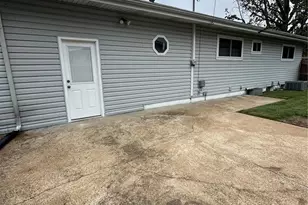 660 Crabapple Ln, Florissant, MO 63031 - Photo 14