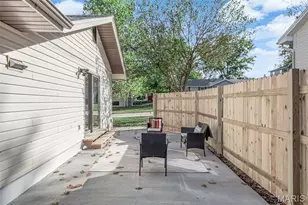 4002 Summerfield Pkwy, Saint Charles, MO 63304 - Photo 10
