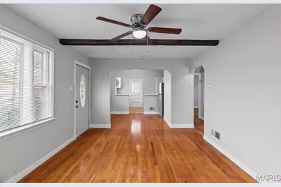 10175 Cloverdale Drive, Saint Louis, MO 63136 - Photo 8