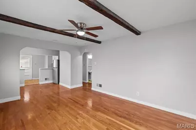 10175 Cloverdale Drive, Saint Louis, MO 63136 - Photo 4