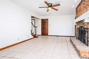 5137 Carriage Trace Dr, Saint Louis, MO 63128 - Photo 12
