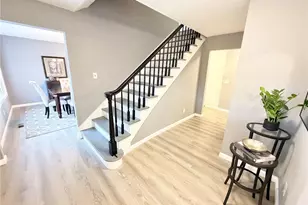 1956 Lakehurst Dr, Saint Louis, MO 63146 - Photo 2