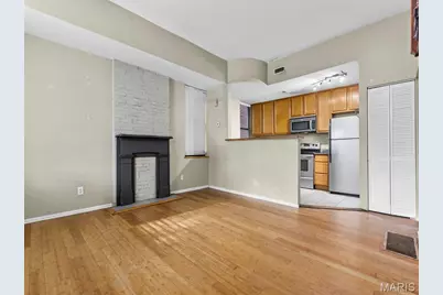 805 Russell Boulevard, Saint Louis, MO 63104 - Photo 6