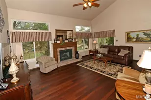 928 Oak Terrace Ct, Fenton, MO 63026 - Photo 6