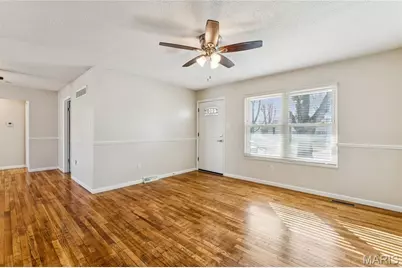 435 Lemondale Lane, Florissant, MO 63031 - Photo 6