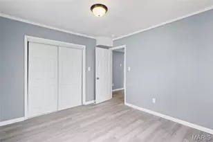 220 Lookout Ave, Valley Park, MO 63088 - Photo 6