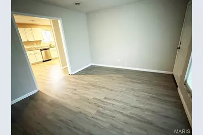 2112 Freckles Drive, High Ridge, MO 63049 - Photo 6