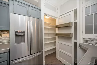 712 Orient Avenue, Unincorporated, MO 63125 - Photo 8