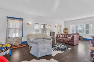 8103 Madison Ave, Saint Louis, MO 63114 - Photo 4