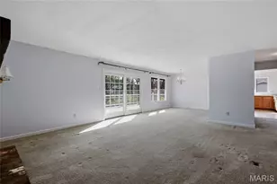 1948 Dovershire Ct, Chesterfield, MO 63017 - Photo 4