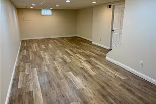 660 Woodstream Dr, Saint Charles, MO 63304 - Photo 16