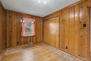 10397 Midland Blvd, Overland, MO 63114 - Photo 16
