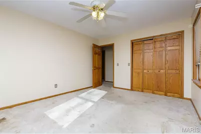 2677 Eisenbath Road, O'Fallon, MO 63366 - Photo 16