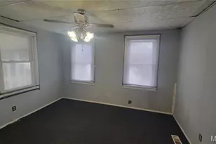 343 Midridge Dr, Saint Louis, MO 63137 - Photo 12