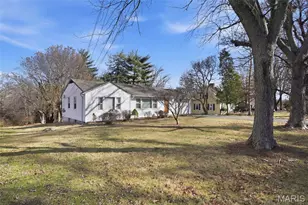 613 Plantmore Dr, Saint Louis, MO 63135 - Photo 26