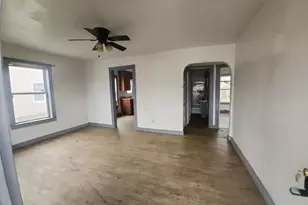 309 Benton St, Sikeston, MO 63801 - Photo 2