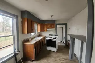 309 Benton St, Sikeston, MO 63801 - Photo 4