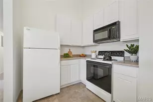 1626 Forest Springs Ln, Ballwin, MO 63021 - Photo 10