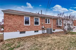 9534 Tiber Dr, Saint Louis, MO 63123 - Photo 6