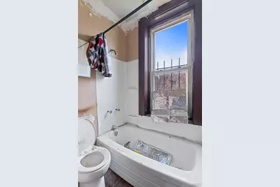 1824 N 22nd Street, Saint Louis, MO 63106 - Photo 14