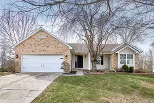 1102 Hampton Meadows Dr, O'Fallon, MO 63368 - Photo 1