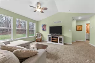 528 Birchwood Dr, Moscow Mills, MO 63362 - Photo 8