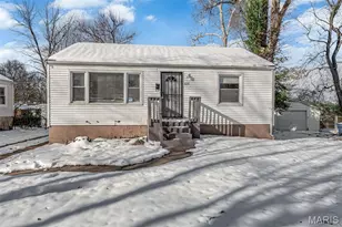 6151 Avila Dr, Berkeley, MO 63134 - Photo 1