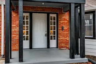 216 S Hartnett Ave, Ferguson, MO 63135 - Photo 6