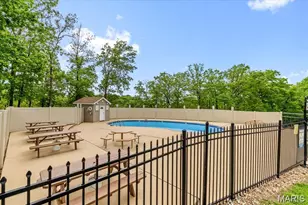 2745 Westphalia Ct, Saint Louis, MO 63129 - Photo 24