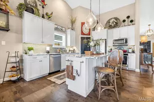 701 Ridgepointe Ct, Lake Saint Louis, MO 63367 - Photo 12