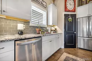 701 Ridgepointe Ct, Lake Saint Louis, MO 63367 - Photo 14