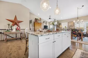 701 Ridgepointe Ct, Lake Saint Louis, MO 63367 - Photo 16