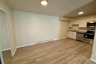 7601 Hazelcrest Dr, Hazelwood, MO 63042 - Photo 6