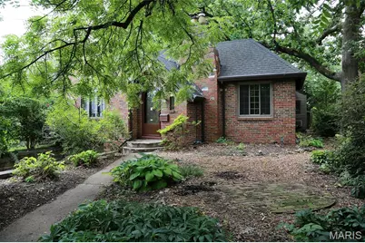 8788 Pine Avenue, Saint Louis, MO 63144 - Photo 1