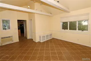8788 Pine Ave, Saint Louis, MO 63144 - Photo 16