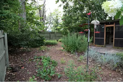 8788 Pine Avenue, Saint Louis, MO 63144 - Photo 24