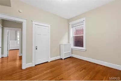 6039 Pershing Avenue, Saint Louis, MO 63112 - Photo 12