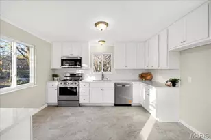 10471 Canter Way, Overland, MO 63114 - Photo 10