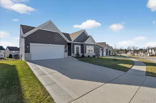 2002 Wyndgate Meadows Dr, Lake Saint Louis, MO 63367 - Photo 2