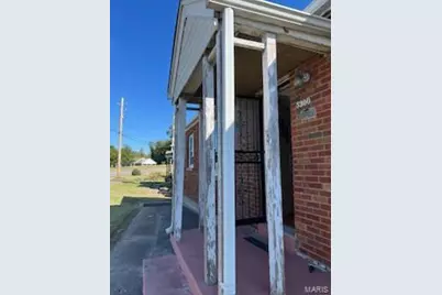 5300 Bermuda Drive, Normandy, MO 63121 - Photo 4