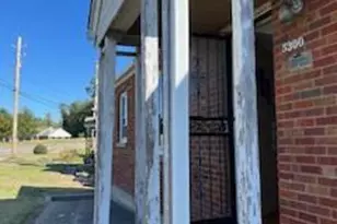 5300 Bermuda Dr, Normandy, MO 63121 - Photo 4