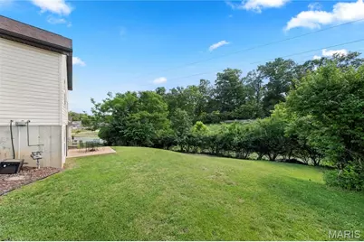 978 San Luis Drive, Fenton, MO 63026 - Photo 8