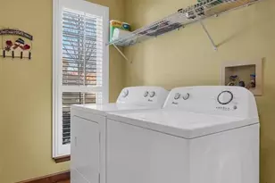 3809 Teton Creek Ct, Florissant, MO 63034 - Photo 18