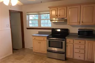 3015 Copenhagen Dr, Saint Louis, MO 63125 - Photo 4