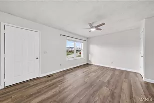 2274 Columbus Cir, Warrenton, MO 63383 - Photo 6