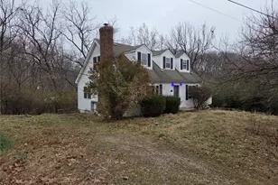 1 Silverwoods Ln, Fenton, MO 63026 - Photo 2