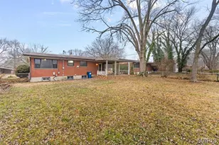 1679 Maldon Ln, Saint Louis, MO 63136 - Photo 18