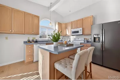 618 Kerryton Place Circle, Ellisville, MO 63021 - Photo 16