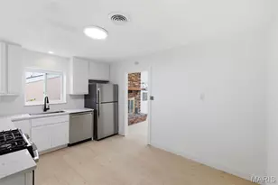 4117 Oleatha Ave, Saint Louis, MO 63116 - Photo 12