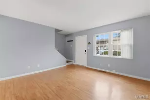 832 Wendevy Ct, Ballwin, MO 63011 - Photo 2